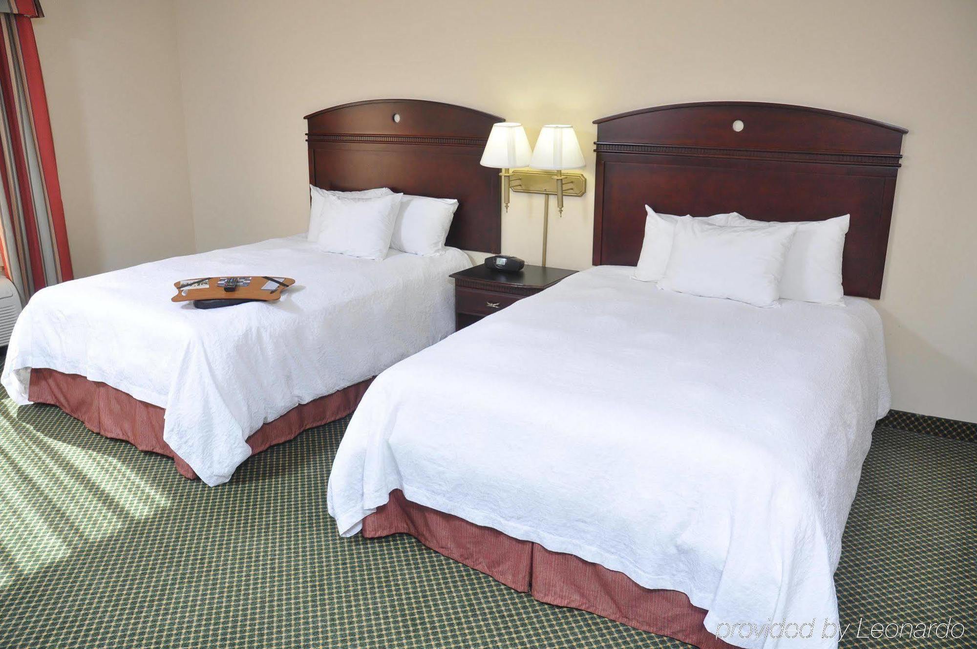 Hampton Inn Stony Creek Esterno foto